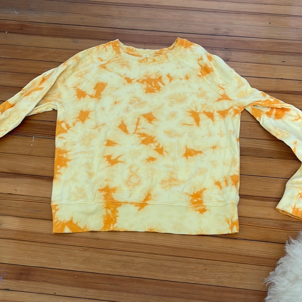 athleta xs yellow tie dye sweatshirt